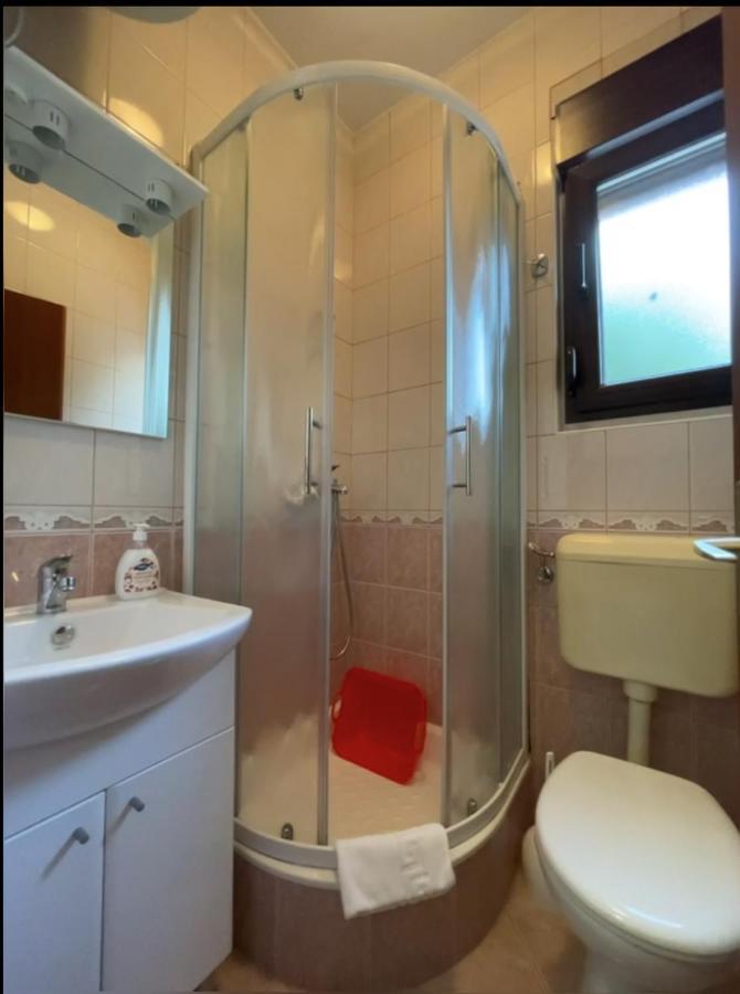 Studio Apartment Near Split Airport Kaštela Extérieur photo
